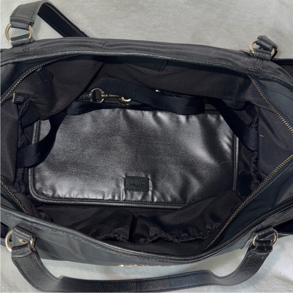 Coach Black Nylon Diaper Bag with Changing Pad *LIKE NEW* - Picture 11 of 15